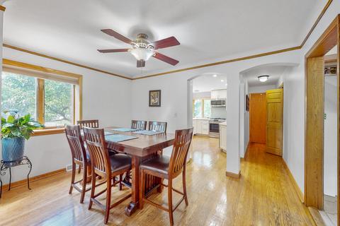 428 Harding Ave, Des Plaines, IL 60016 photo 4