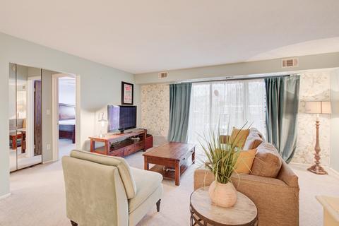 825 Pearson St #2F, Des Plaines, IL 60016 photo 7