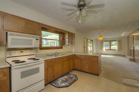 804 E Brown St, Harvard, IL 60033 photo 9