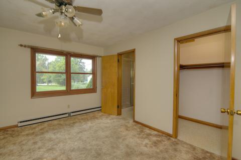 804 E Brown St, Harvard, IL 60033 photo 7