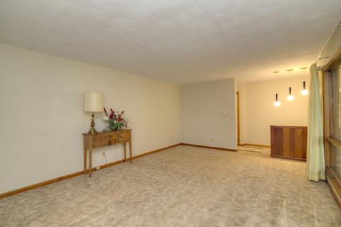 804 E Brown St, Harvard, IL 60033 photo 5
