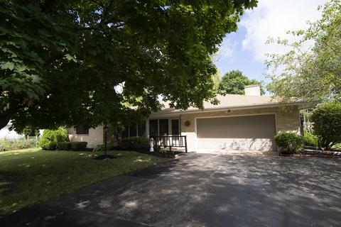 804 E Brown St, Harvard, IL 60033 photo 1