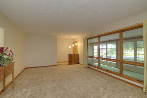 804 E Brown St, Harvard, IL 60033 photo 6
