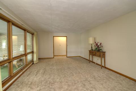 804 E Brown St, Harvard, IL 60033 photo 3