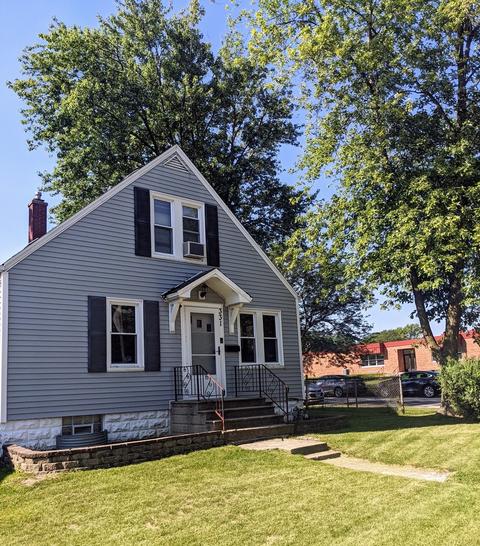 331 Chaney Ave, Crest Hill, IL 60403 photo 1
