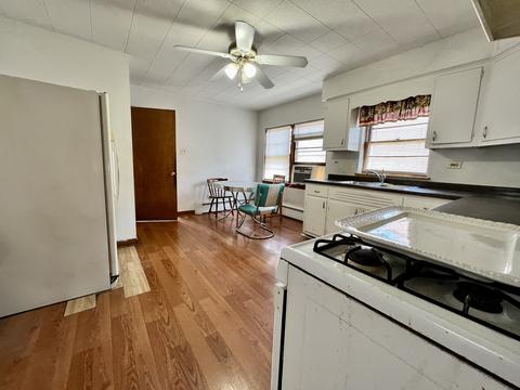 7326 W 58th Pl, Summit, IL 60501 photo 11