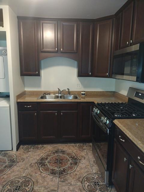 Undisclosed, Willowbrook, IL 60527 photo 2