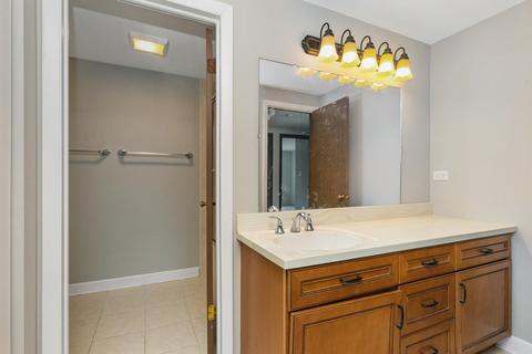 646 Lakeside Circle Dr, Wheeling, IL 60090 photo 11