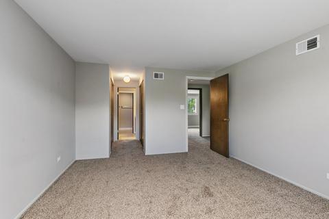 646 Lakeside Circle Dr, Wheeling, IL 60090 photo 13