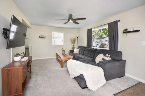4 Ryan Dr, Bloomington, IL 61701 photo 4