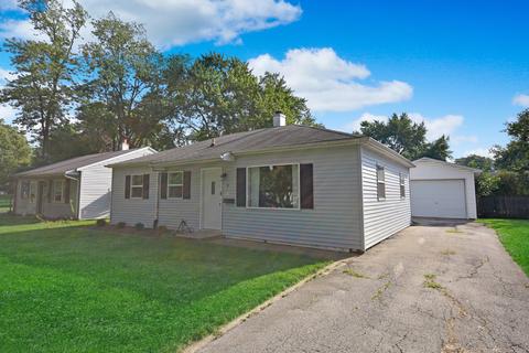 4 Ryan Dr, Bloomington, IL 61701 photo 1