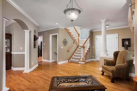 320 Spring Ave, Naperville, IL 60540 photo 4