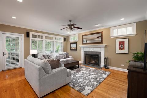 320 Spring Ave, Naperville, IL 60540 photo 10