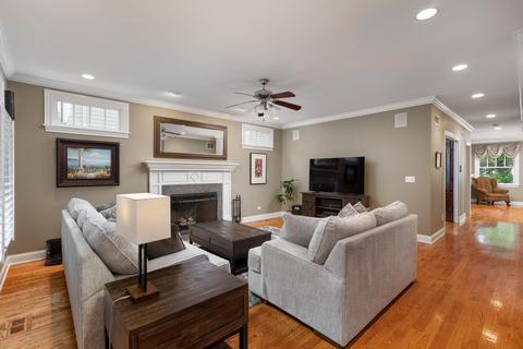 320 Spring Ave, Naperville, IL 60540 photo 13
