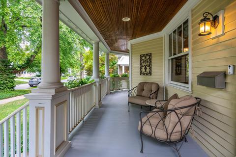 320 Spring Ave, Naperville, IL 60540 photo 3