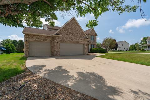 701 Thistlewood Cc Ct, Normal, IL 61761 photo 2