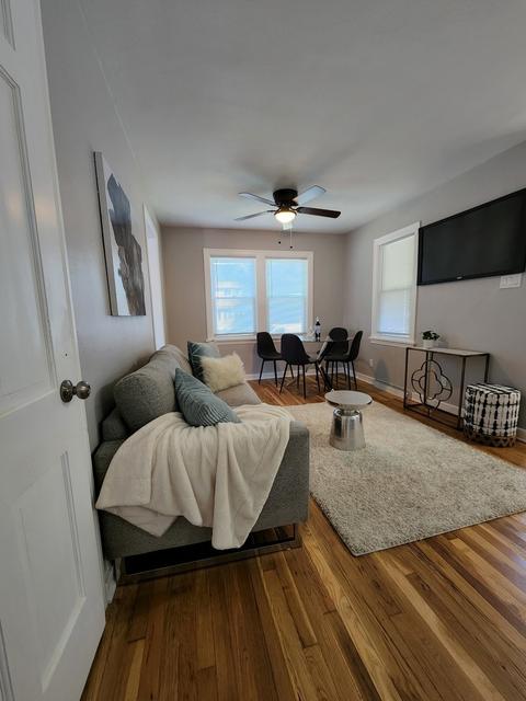 3635 Jackson St, Lansing, IL 60438 photo 3