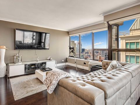 30 E Huron St #5507, Chicago, IL 60611 photo 14
