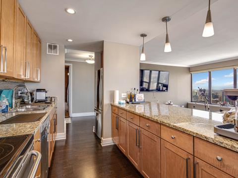30 E Huron St #5507, Chicago, IL 60611 photo 12