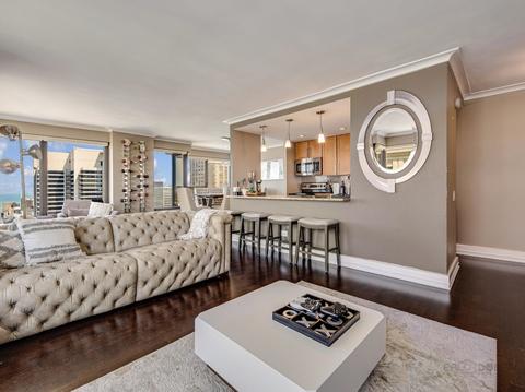 30 E Huron St #5507, Chicago, IL 60611 photo 8