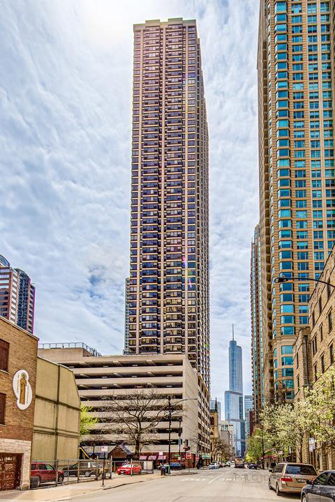 30 E Huron St #5507, Chicago, IL 60611 photo 2