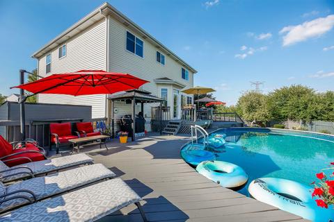 3242 Thunderbird Ct E, Aurora, IL 60503 photo 27