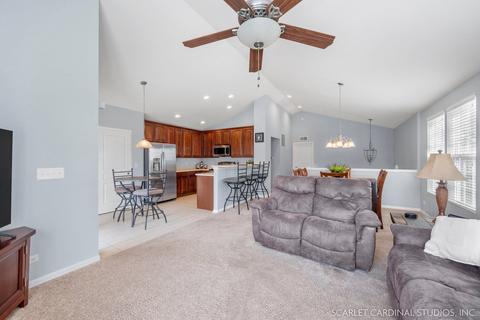 238 Devoe Dr, Oswego, IL 60543 photo 8