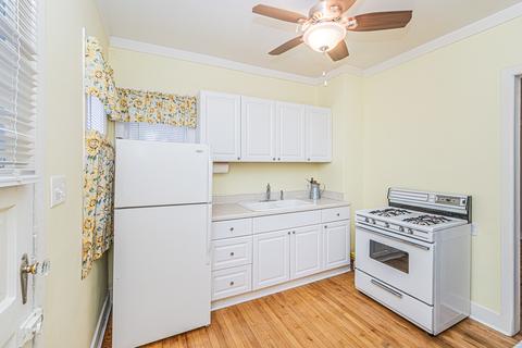 60 Pine Ave, Riverside, IL 60546 photo 11