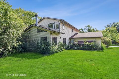 790 Freeman Rd, Hoffman Estates, IL 60192 photo 2