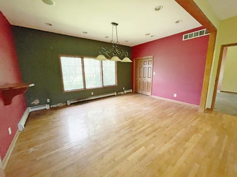 1020 W 4th St, Spring Valley, IL 61362 photo 9