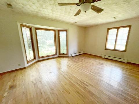 1020 W 4th St, Spring Valley, IL 61362 photo 5