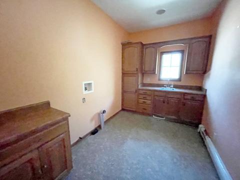 1020 W 4th St, Spring Valley, IL 61362 photo 11