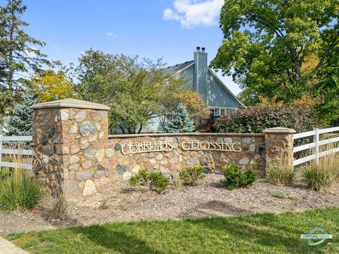 893 Wembley Ct, Elgin, IL 60120 photo 2