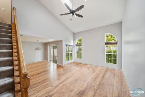 893 Wembley Ct, Elgin, IL 60120 photo 3