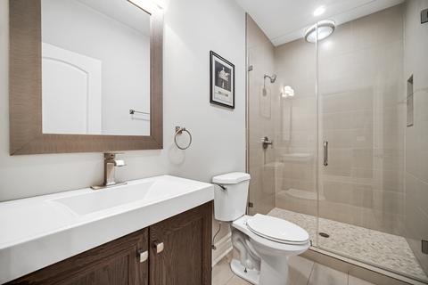 627 E 41st St, Chicago, IL 60653 photo 15