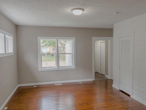 729 Douglas St, Morris, IL 60450 photo 11