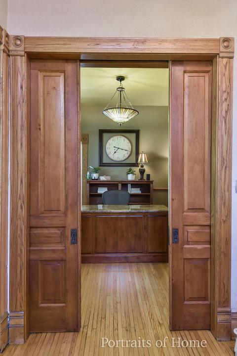 604 N Wheaton Ave, Wheaton, IL 60187 photo 8