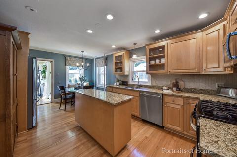 604 N Wheaton Ave, Wheaton, IL 60187 photo 14