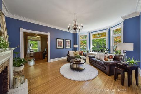 604 N Wheaton Ave, Wheaton, IL 60187 photo 12