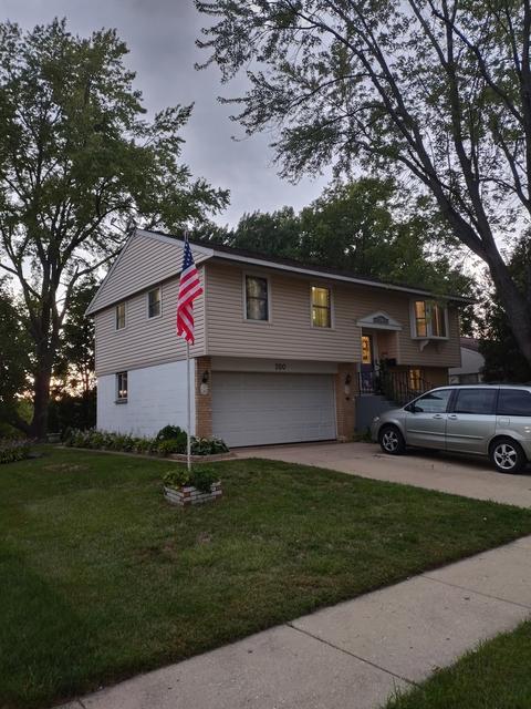 200 S Park Blvd, Streamwood, IL 60107