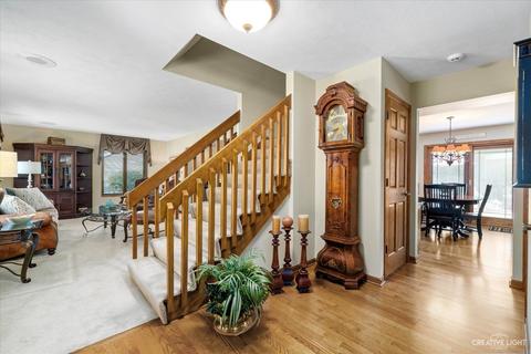 1985 Salem Rd, Elgin, IL 60123 photo 2