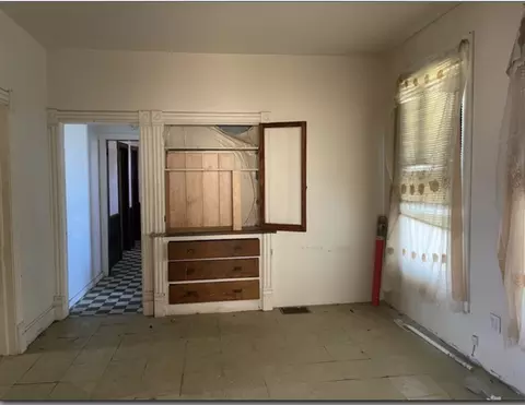 1424 E 70th St, Chicago, IL 60637 photo 4