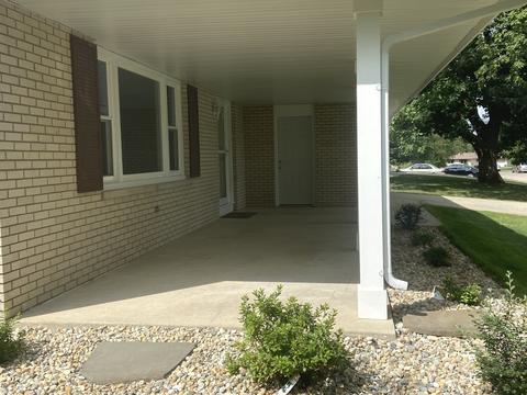 1203 Westview Dr, Normal, IL 61761 photo 5