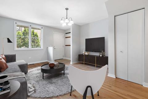 124 E 18th St, Chicago, IL 60616 photo 3