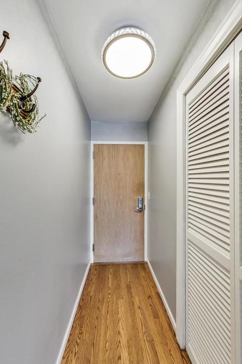 40 E Cedar St #7D, Chicago, IL 60611 photo 2