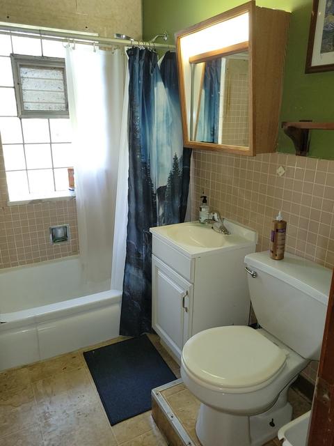 6809 Columbia Dr, Bridgeview, IL 60455 photo 9