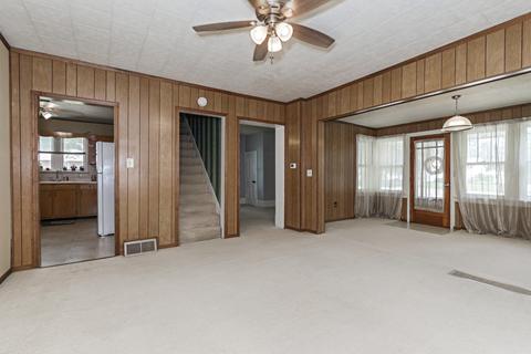 305 E Washington St, Carlock, IL 61725 photo 13