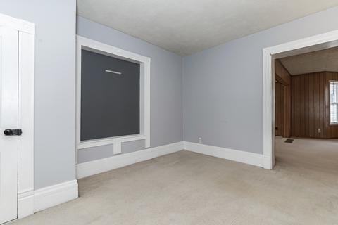 305 E Washington St, Carlock, IL 61725 photo 16