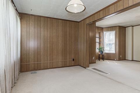 305 E Washington St, Carlock, IL 61725 photo 8