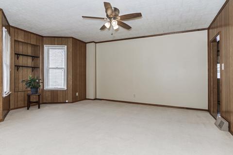 305 E Washington St, Carlock, IL 61725 photo 11